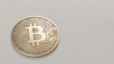 Bitcoin mønt i guld